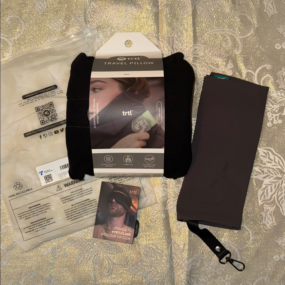 NEW TRTL TRAVEL PILLOW